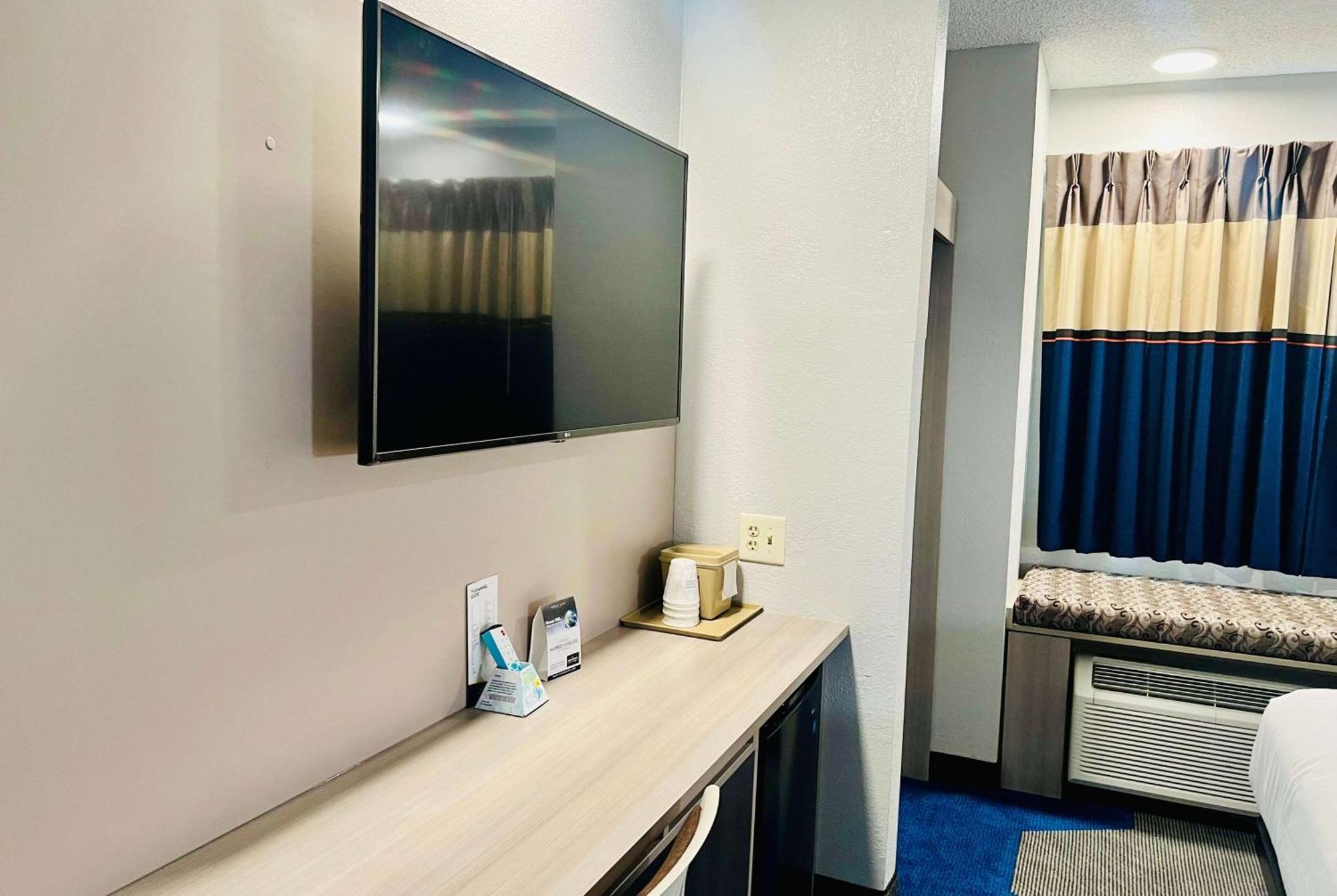 Microtel Inn Georgetown - Lexington North Exteriör bild