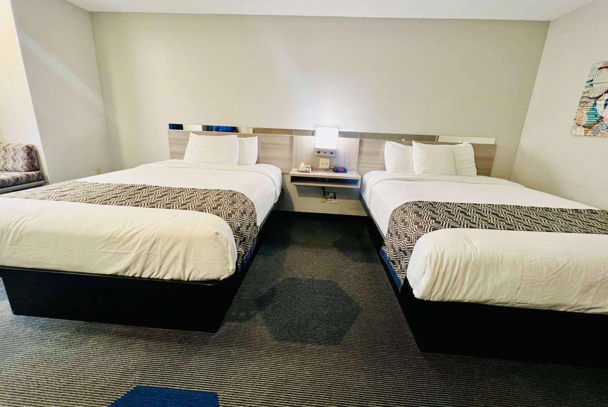 Microtel Inn Georgetown - Lexington North Exteriör bild