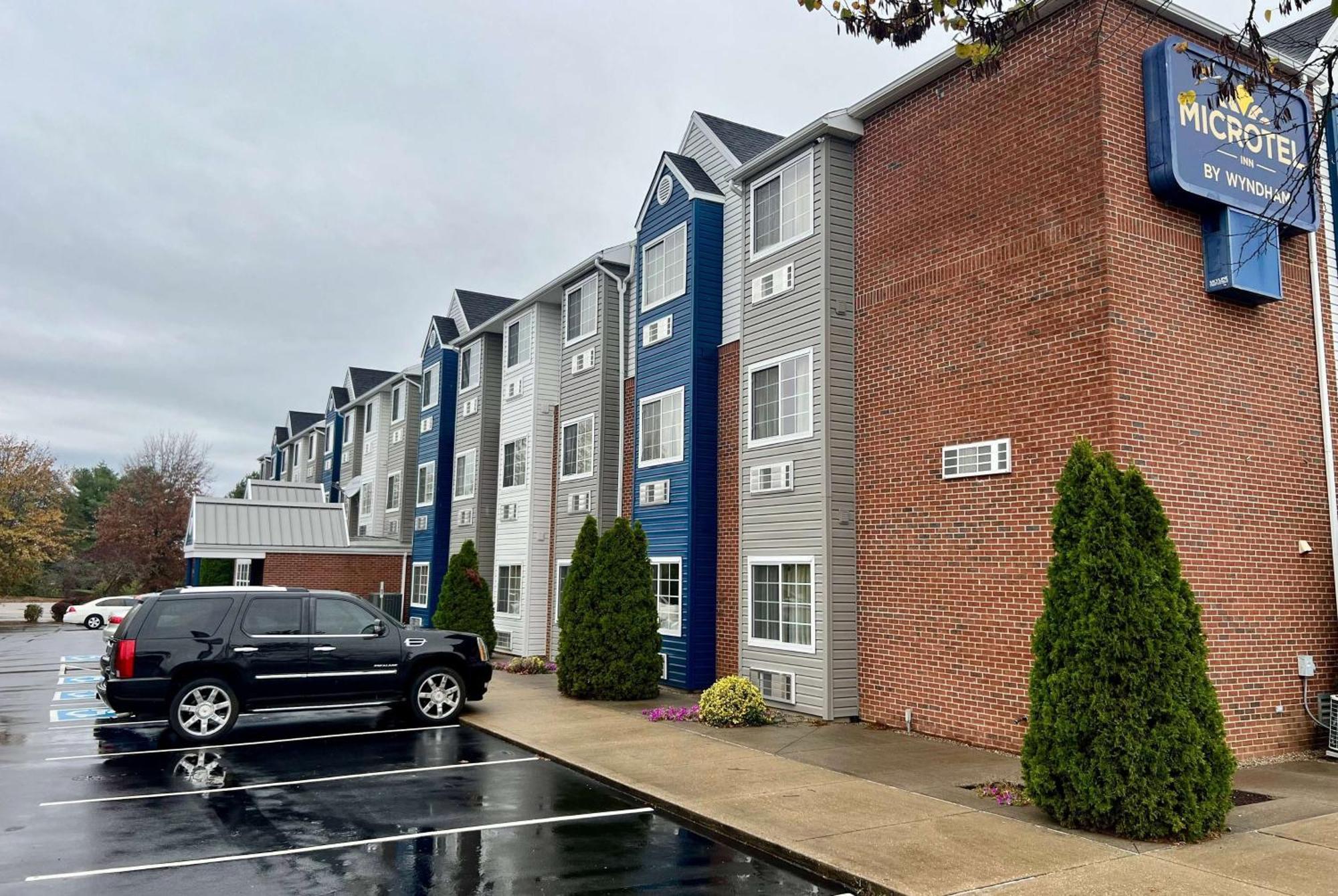 Microtel Inn Georgetown - Lexington North Exteriör bild